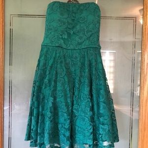 Green Lace Special Occasion/Casual Dress